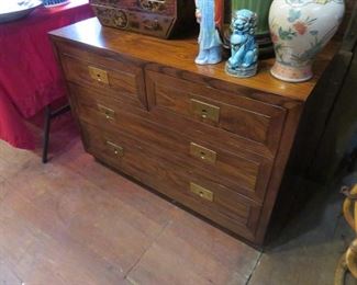 Beautiful Henredon campaign style chest with brass pulls