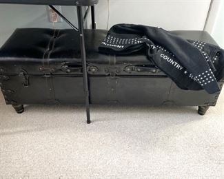 Faux leather storage bench