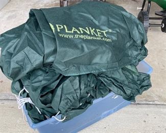 Plankets (plant covers)
