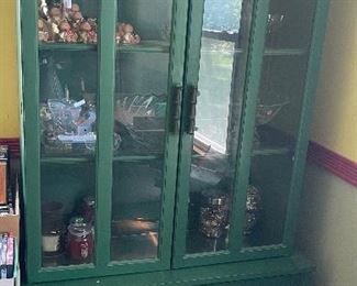 Display cabinet 