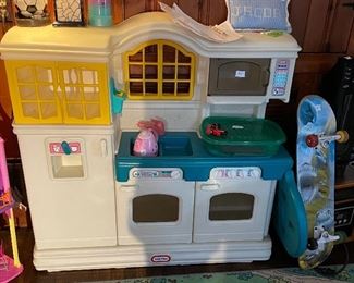 Little Tikes kitchen