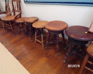 organ stools, some with backs