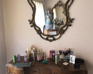 1930s Louis XVI Style Vanity