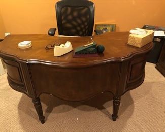 Office desk and chair