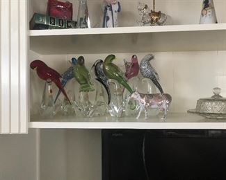 Art glass parrot