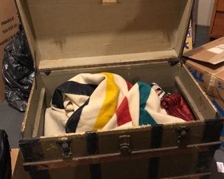 Hudson Bay blanket was removed from sale by homeowner - I apologize.