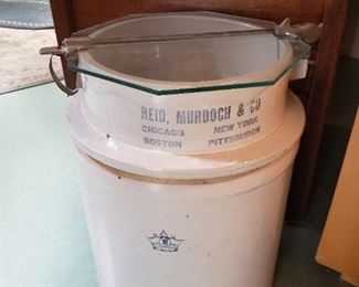 Gail tells me this is a Vintage Pickler/Briner Crock