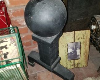 Cast Iron Fireplace Pieces. 