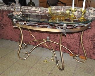 Great Detail on the "Grand Terrace" Hooker Sofa Table !