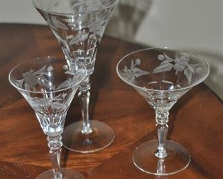 Beautiful Floral Etching Detail!