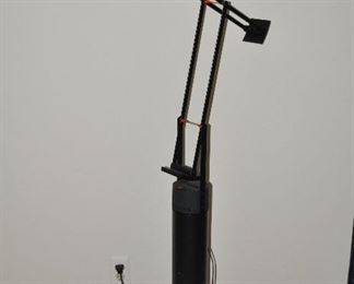 Spectacular Original Vintage Artemide Tizio Floor Lamp