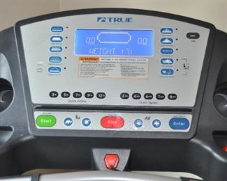 Great Electronics on the True Fit Treadmill!