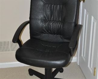 Ikea Black Leather Desk Arm Chair, in Excellent Condition