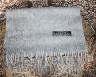 100% CASHMERE SCARF