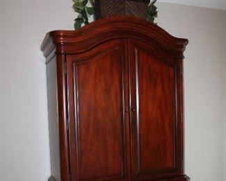 ARMOIRE