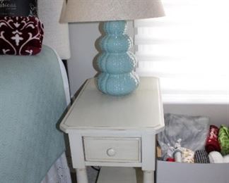 ACCENT TABLE, LAMP