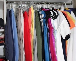 WOMEN'S CLOTHING SIZE SMALL & MEDIUM (CAPRIS AND GOLF SHIRTS)