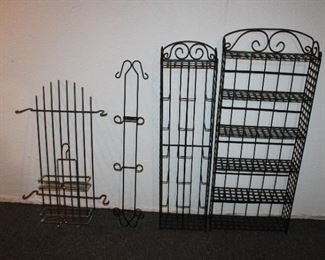 CD RACKS/ PLATE RACKS