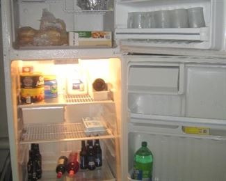 Excellent condition GE refrigerator.  Works great.