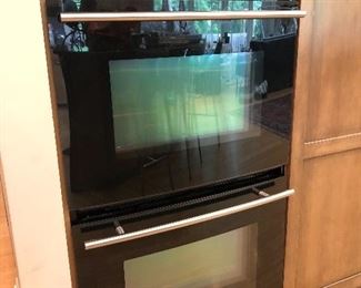 Jenn Air Double Ovens