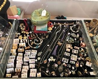 Fine & Costume Jewelry