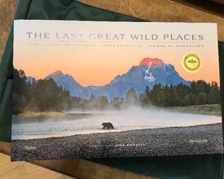 Thomas Mangelsen Book
AUTOGRAPHED 