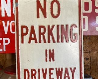 No Parking in Driveway Metal Sign