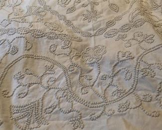 Candlewicking bedspread 