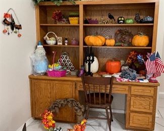 Assorted Seasonal Decor'