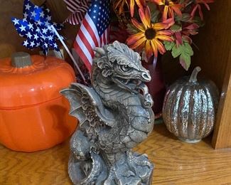 Assorted Seasonal Decor', Windstone Dragon