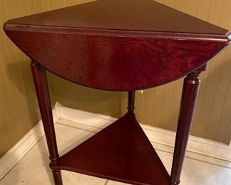 Mahogany Drop Leaf Tea Table 