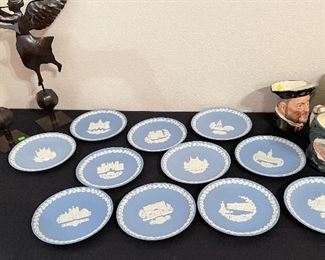 Wedgewood Collector's Yearly Plate, Royal Doulton Toby Pitchers, Candle Angels, Vintage Underwood & Underwood Stereoscope Viewer & Film