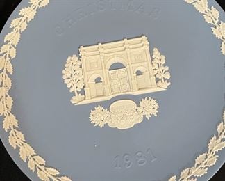 Wedgewood Collector's Yearly Plate 1981