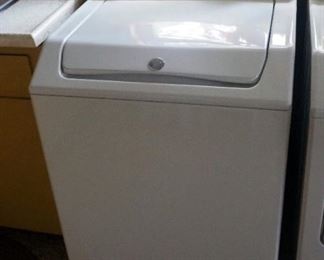 Maytag Atlantis Large Capacity Top Load Washing Machine, Model MAV6257AWW, 43.5" x 27" x 27.5"