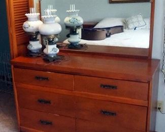 Vintage Solid Wood 6 Drawer Dresser With Beveled Mirror, 62" x 50" x 18.5"
