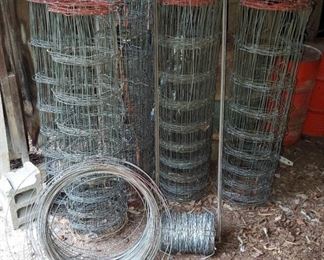 4' Woven Wire Fence And Barbless Wire Fencing Materials