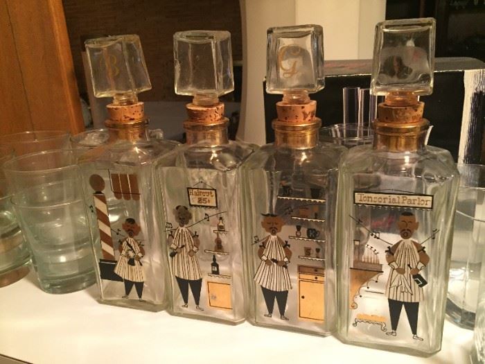 Very cool vintage decanter set.