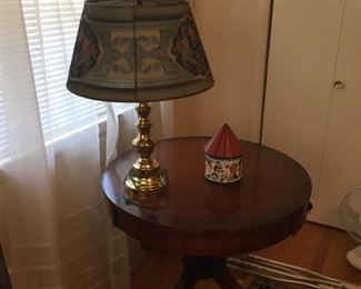 Small table and lamp.