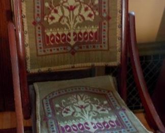 Front view of Victorian folding chair