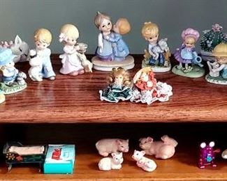 Vintage figurines. 