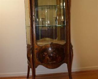 French Vitrine