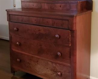 Atq Victorian Chest of Drawers