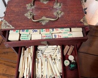 Vintage Ma jong set