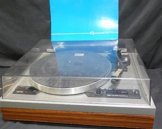Garrard DD75 Turn Table Record Player