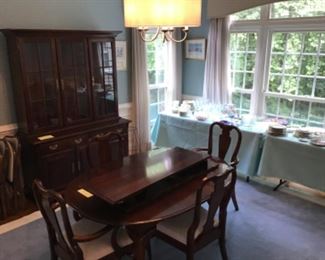 Clean dining room