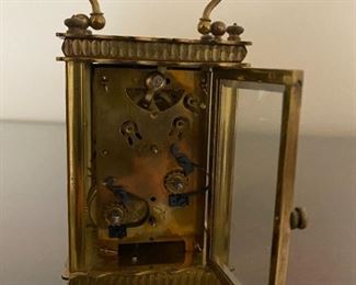 mantle clock