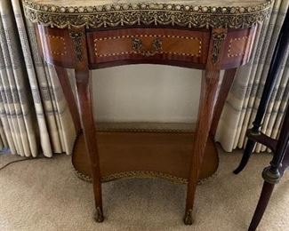 Kidney stand w/ marble top and gallery rail