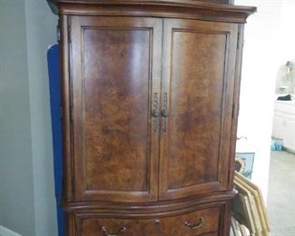 Thomasville Armoire