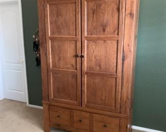 TV ARMOIRE
