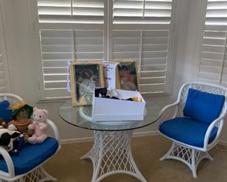 VINTAGE WICKER TABLE AND CHAIRS